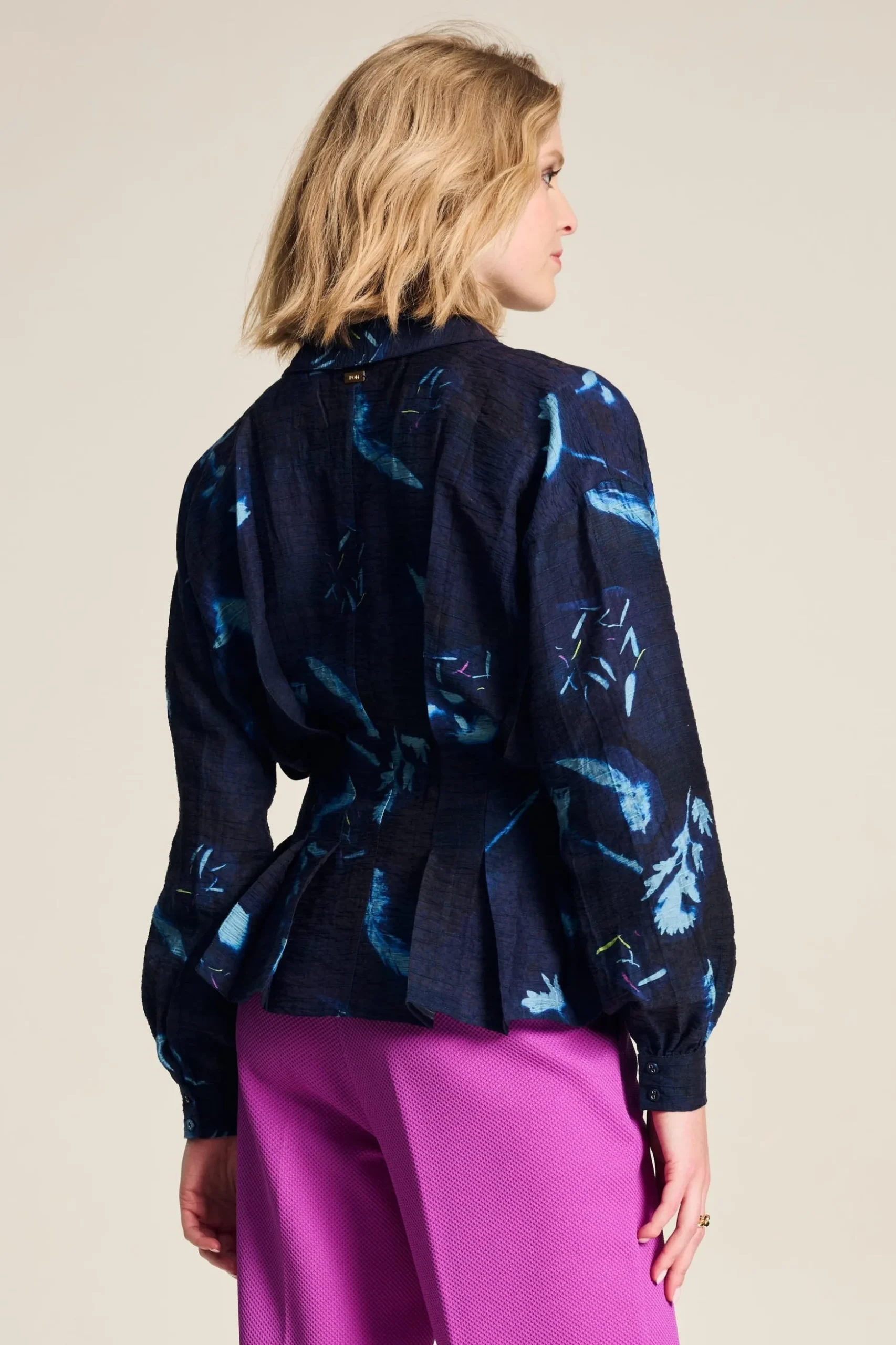 blouse_feathers_and_florals_5.webp POM Amsterdam BLOUSE | Blouses