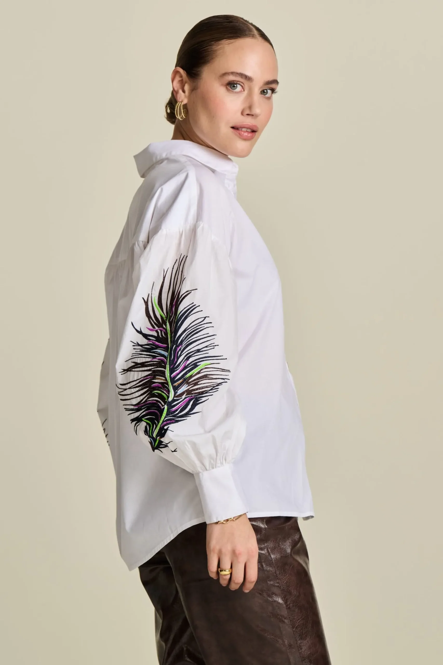 blouse_maxime_feather_white_0.webp POM Amsterdam BLOUSE Maxime | Blouses