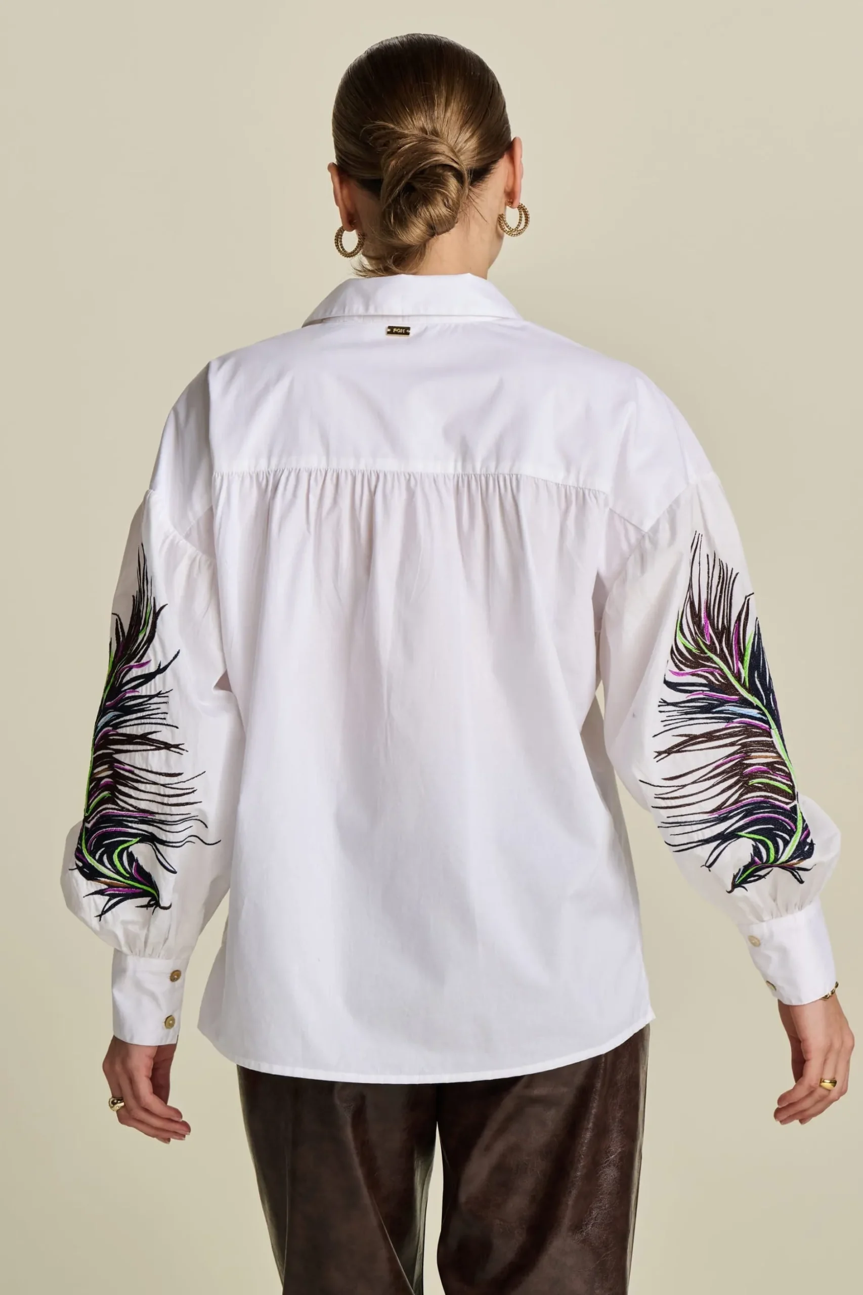 blouse_maxime_feather_white_3.webp POM Amsterdam BLOUSE Maxime | Blouses