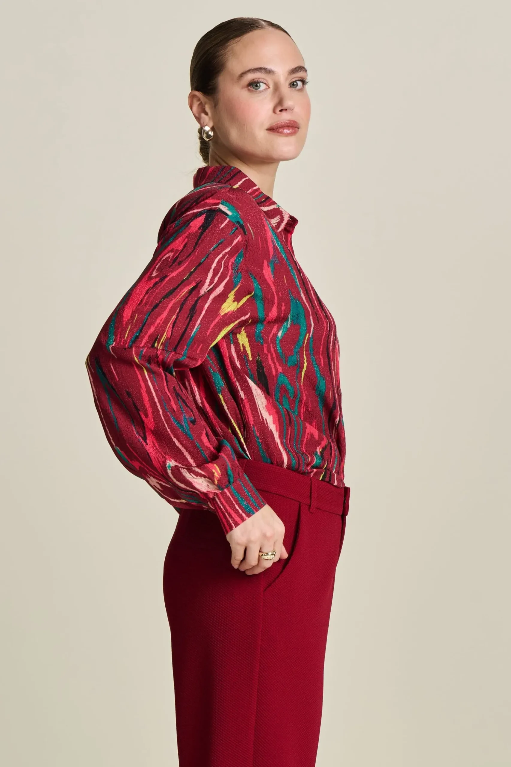 blouse_milly_woody_burgundy_red_3.webp POM Amsterdam BLOUSE Milly | Blouses