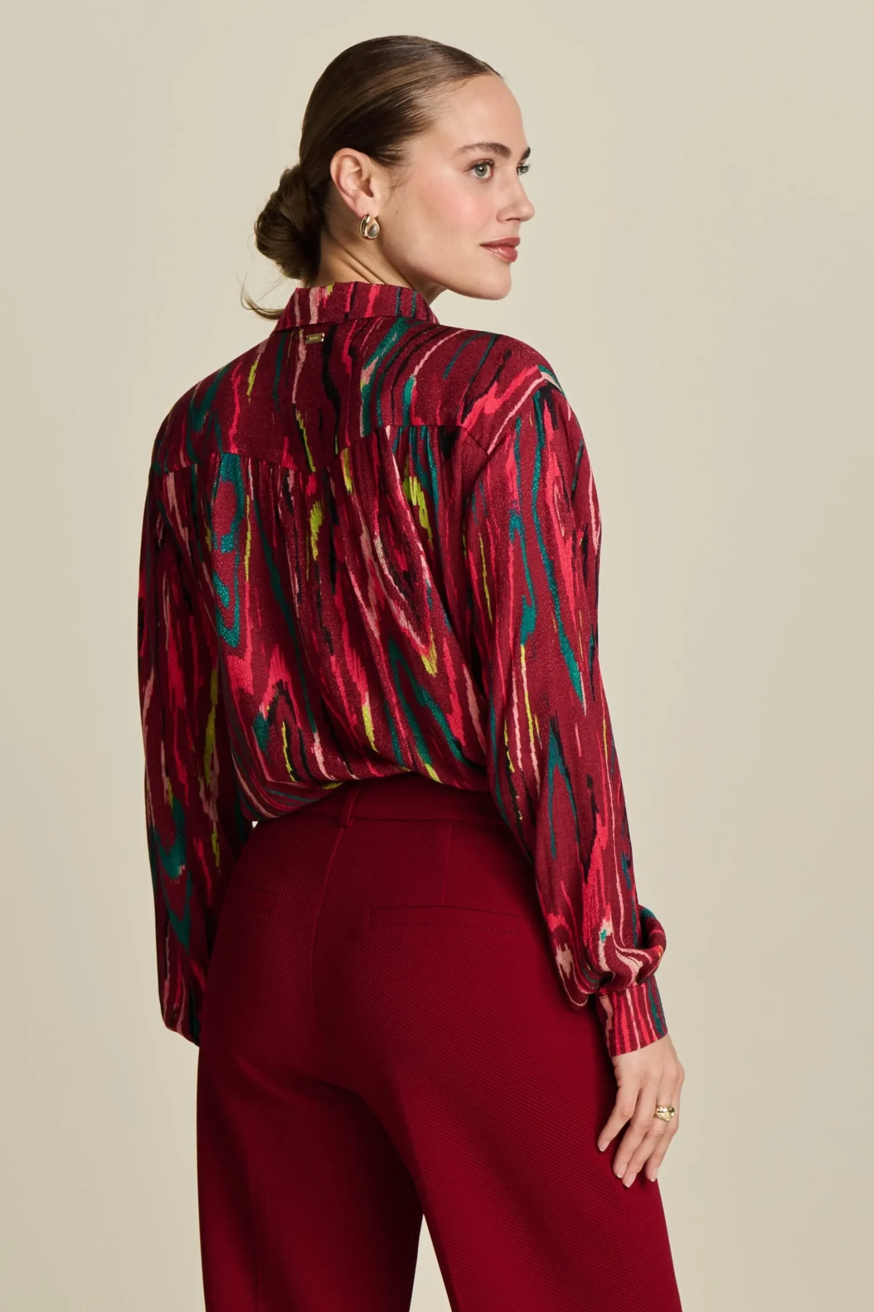 blouse_milly_woody_burgundy_red_4.webp POM Amsterdam BLOUSE Milly | Blouses