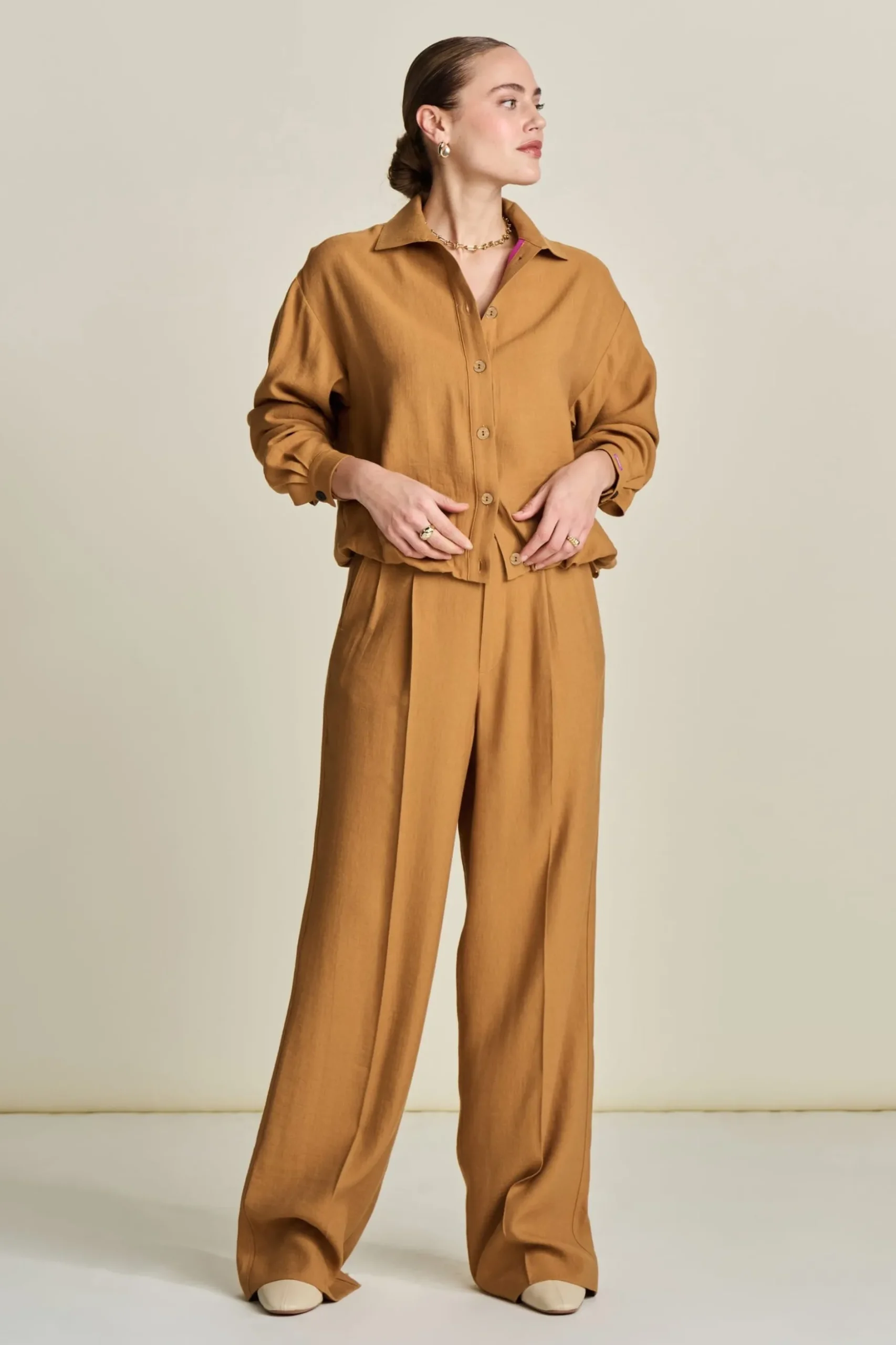 blouse_sugar_brown_3.webp POM Amsterdam BLOUSE | Co-Ords | Blouses