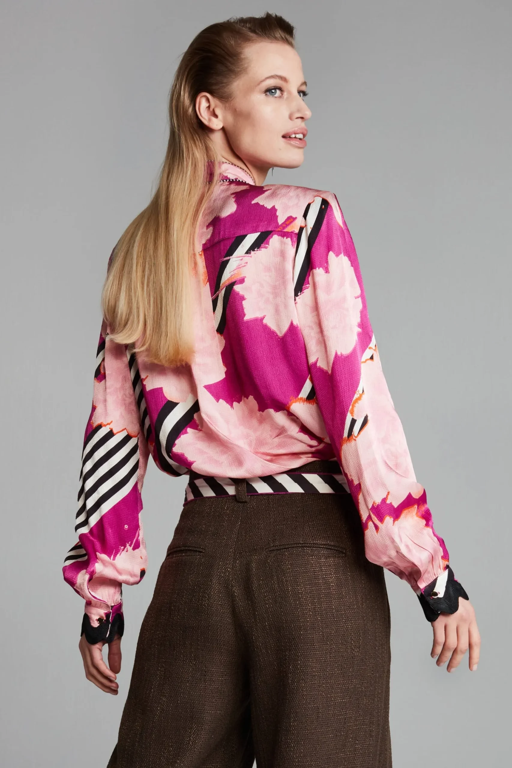 blouse_taylor_3.webp POM Amsterdam BLOUSE Taylor | Blouses