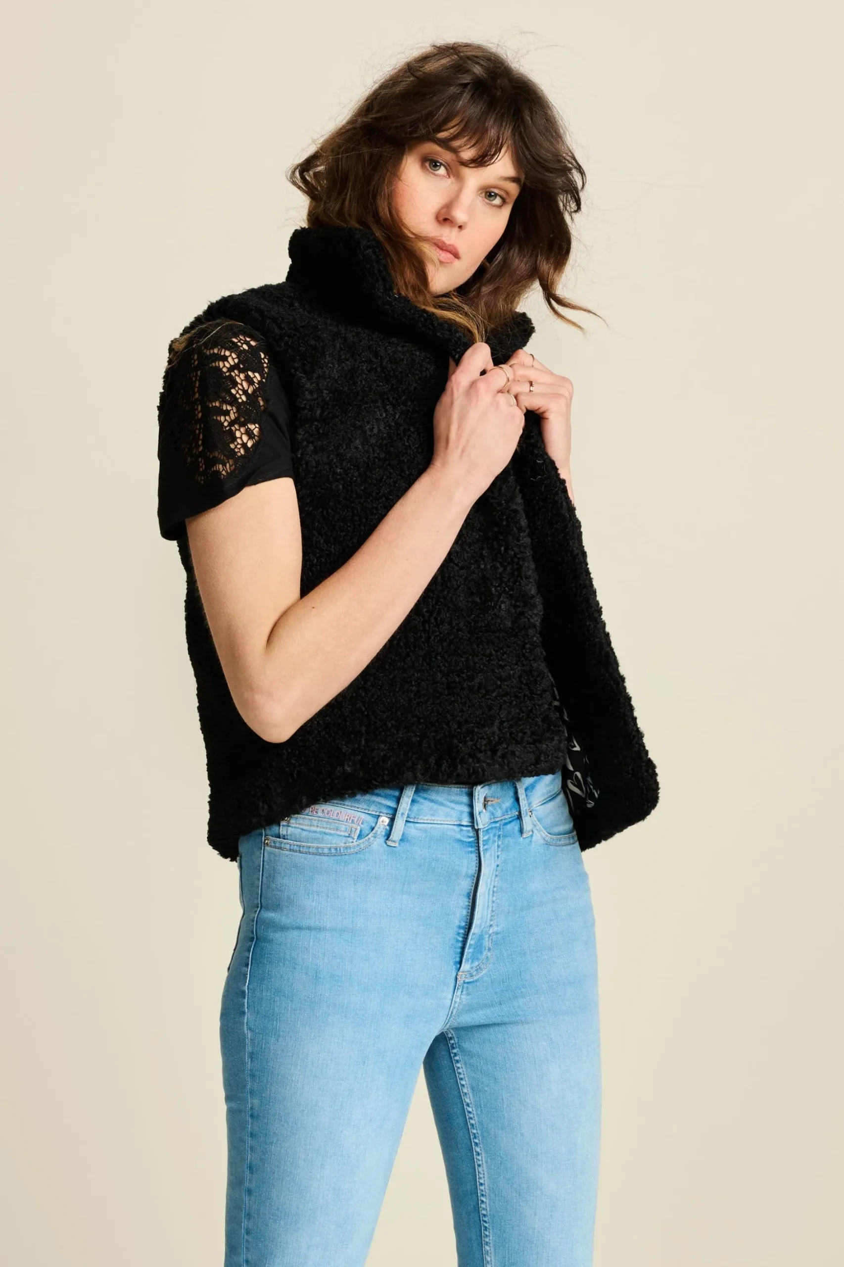 gilet_teddy_love_black_0.webp POM Amsterdam GILET Teddy Love | Gilets | Jassen & Blazers