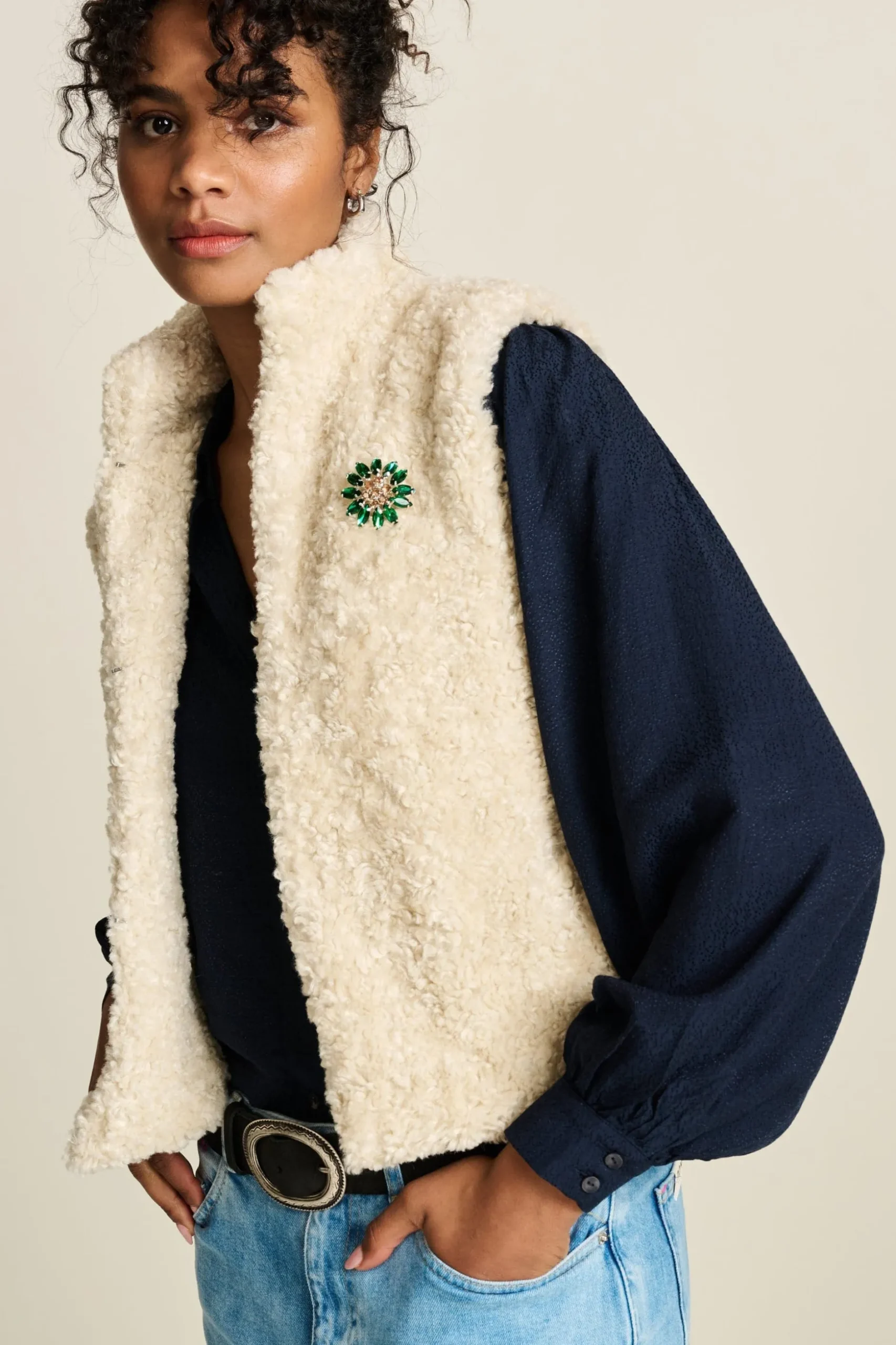 gilet_teddy_love_ecru_0.webp POM Amsterdam GILET Teddy Love | Gilets | Jassen & Blazers