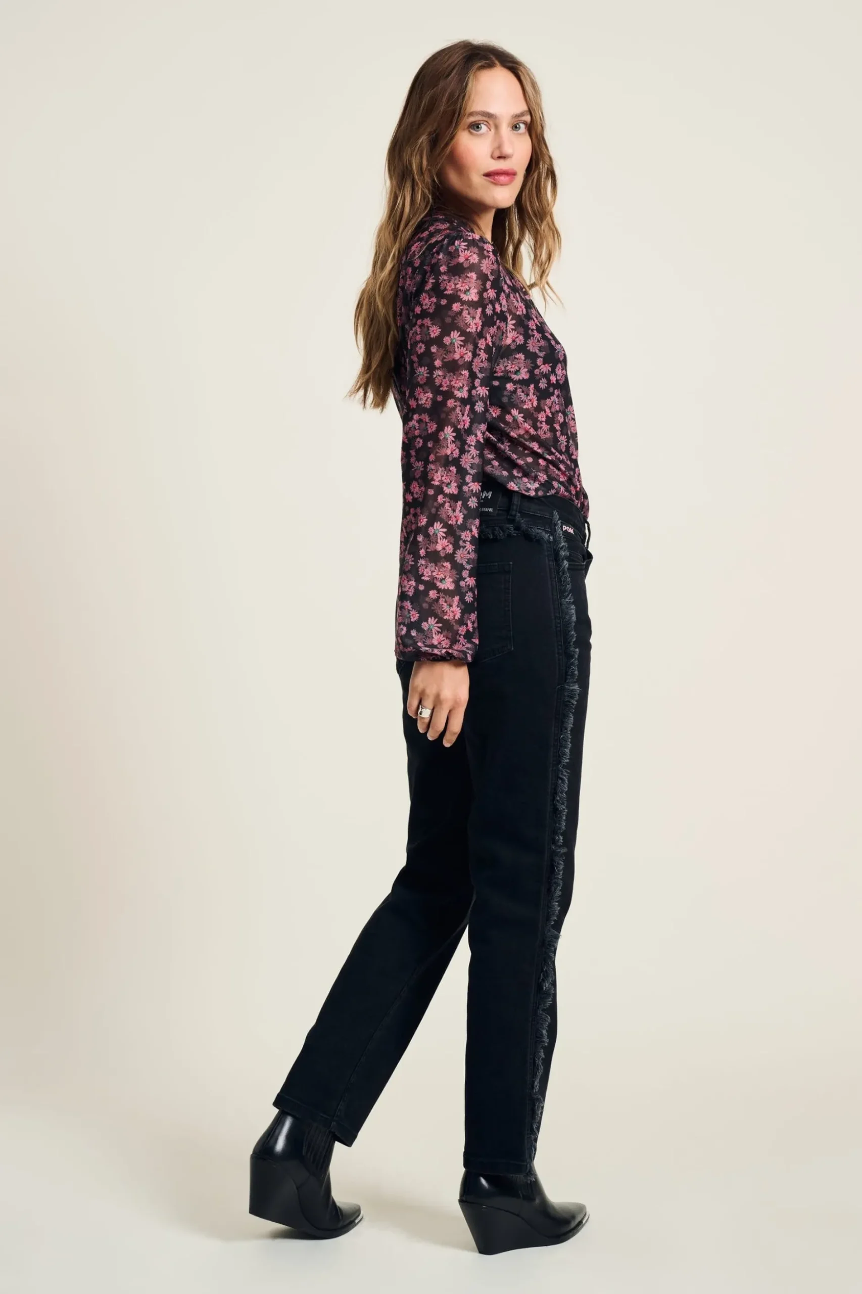 jeans_tapered_washed_black_3.webp POM Amsterdam JEANS Tapered Washed Black | Co-Ords | Broeken