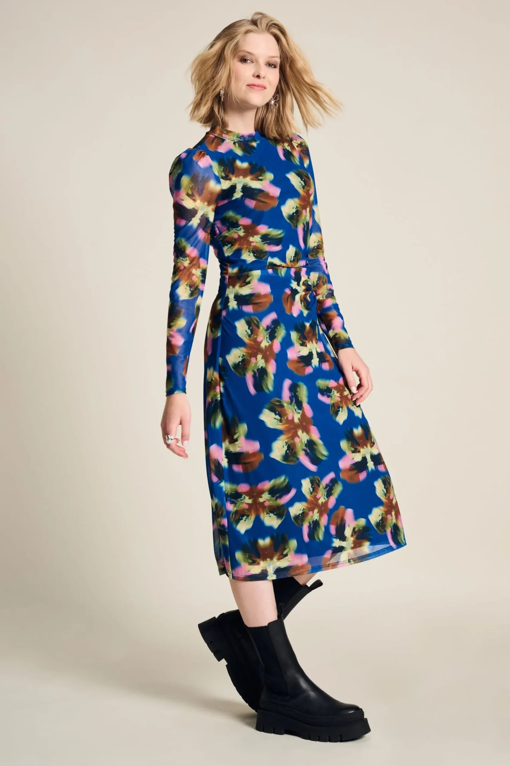 jurk_butterfly_blue_mesh_2.webp POM Amsterdam JURK Mesh | Jurken