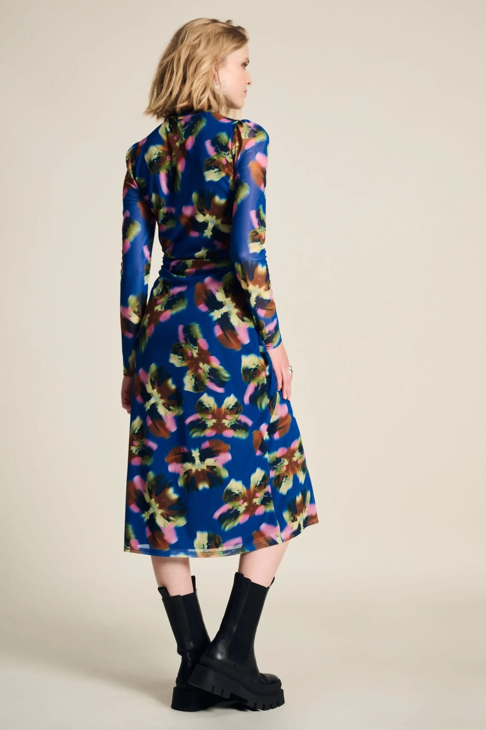 jurk_butterfly_blue_mesh_3.webp POM Amsterdam JURK Mesh | Jurken