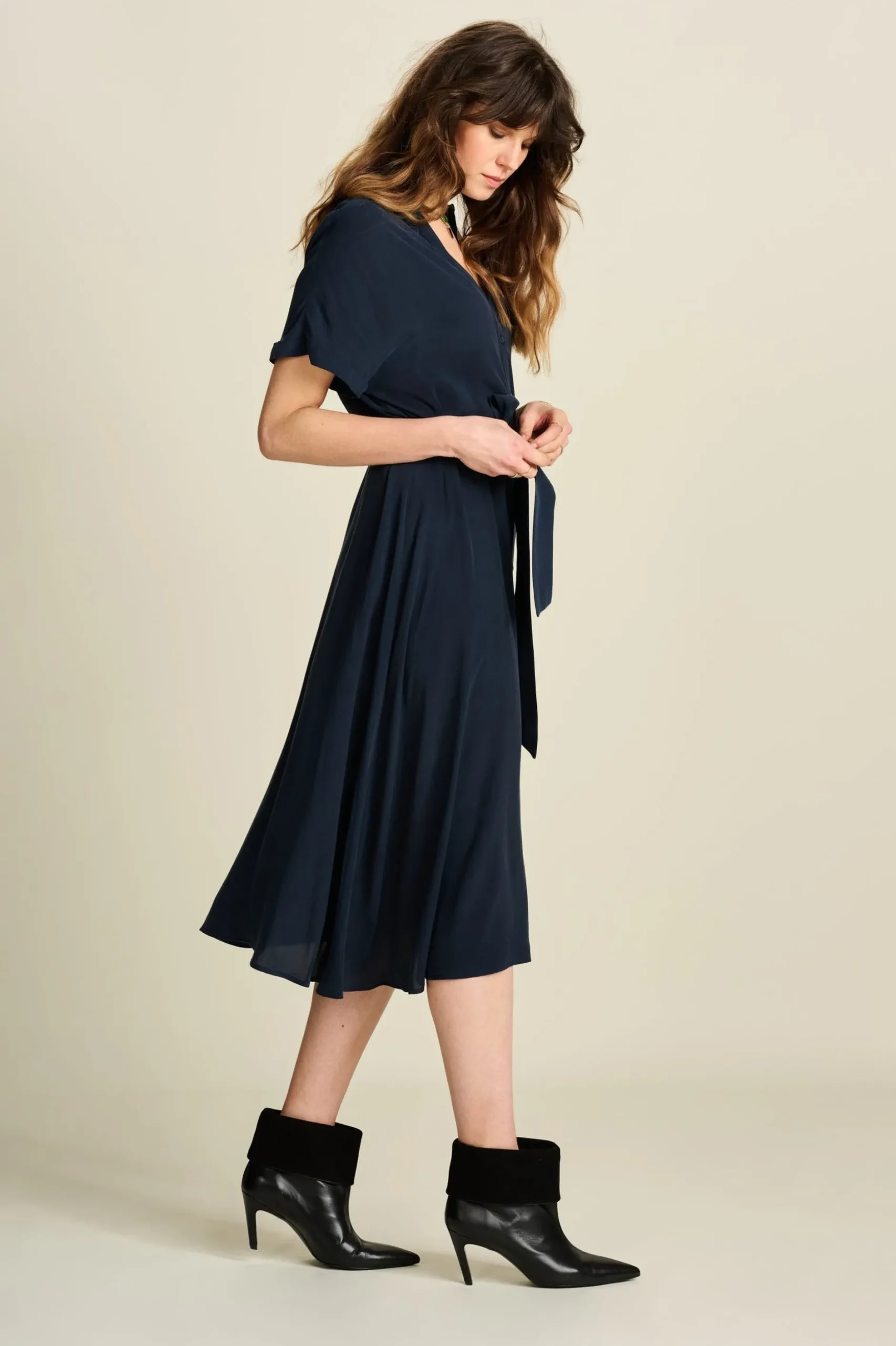 jurk_lynn_dark_navy_2.webp POM Amsterdam JURK Lynn | Jurken