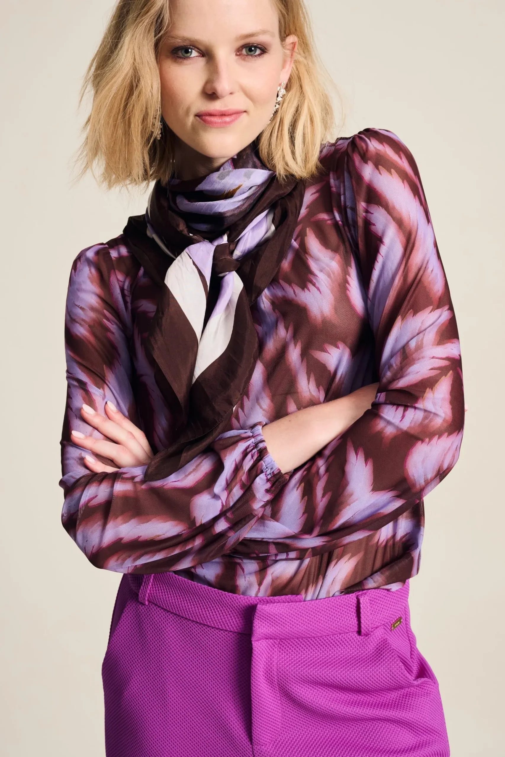 sjaal_silk_feathers_brown_0.webp POM Amsterdam SJAAL Silk Feathers Brown | Sjaals