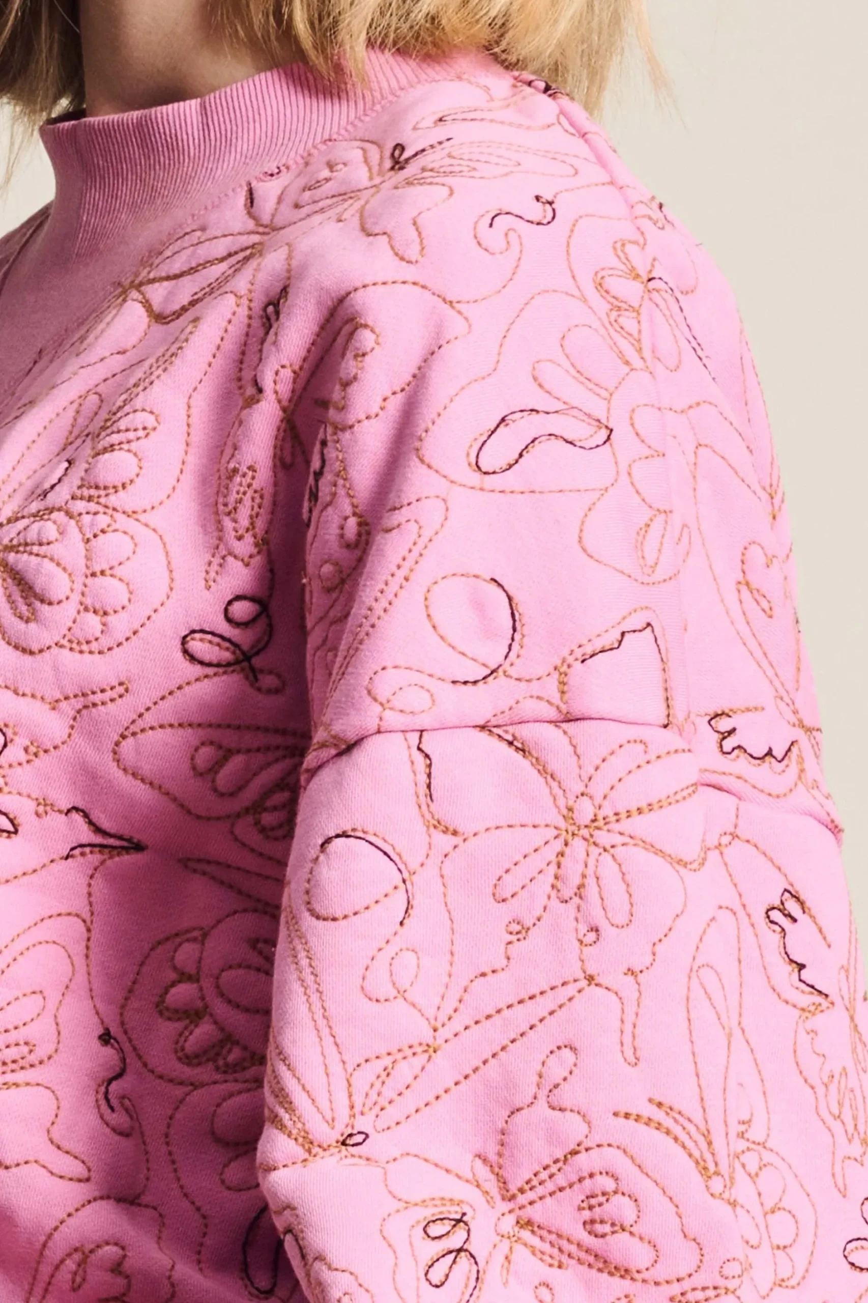 sweater_butterfly_rose_pink_5.webp POM Amsterdam SWEATER | Truien & Vesten