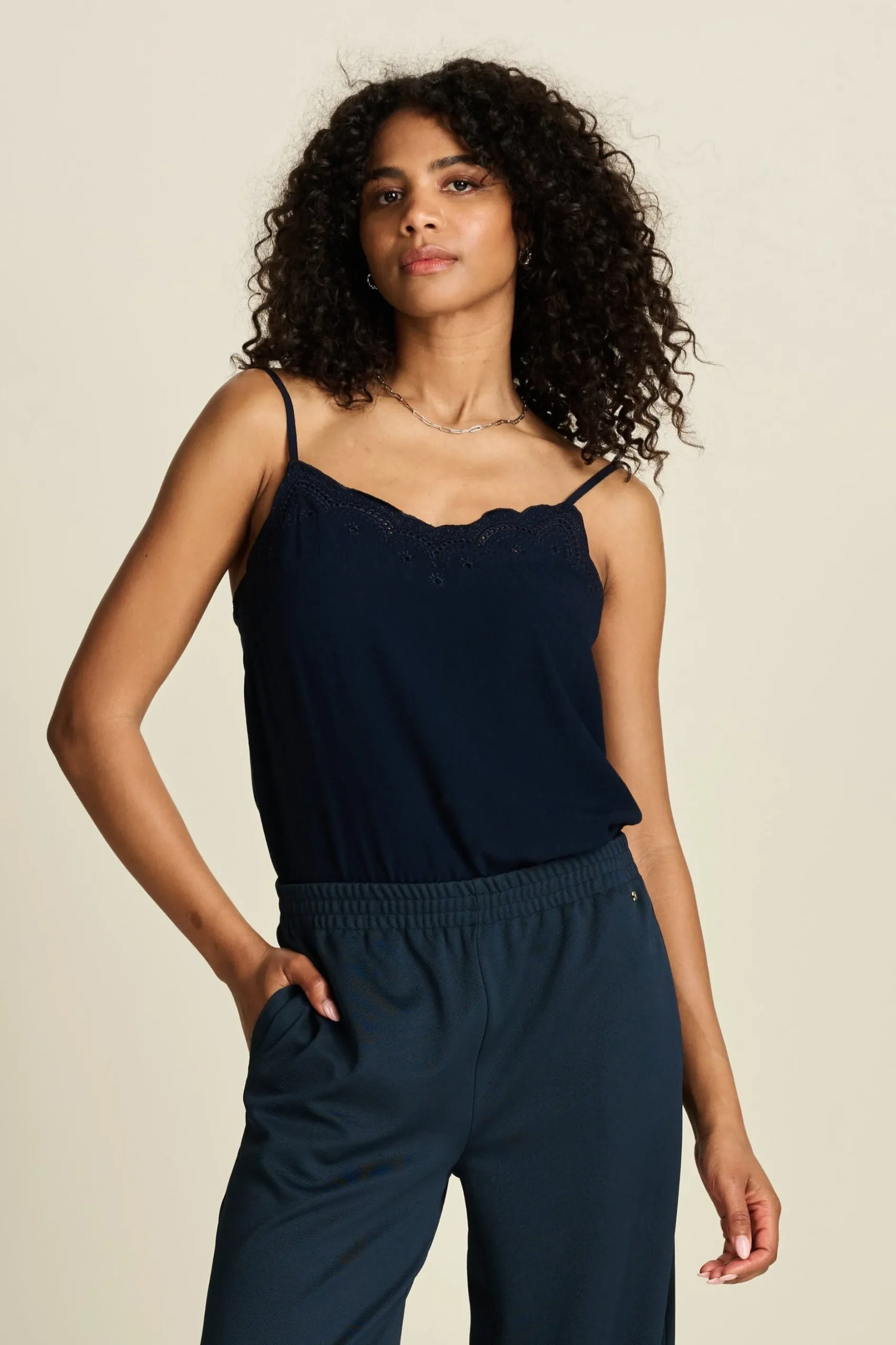 top_emmi_dark_navy_0.webp POM Amsterdam TOP Emmi | Tops & Turtlenecks