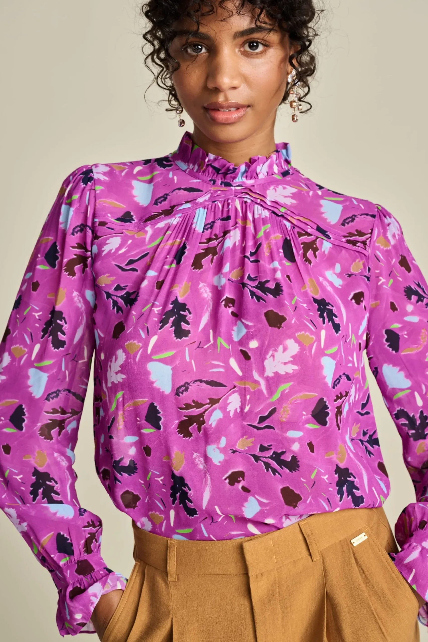 top_featherfest_cactus_pink_0.webp POM Amsterdam TOP | Tops & Turtlenecks