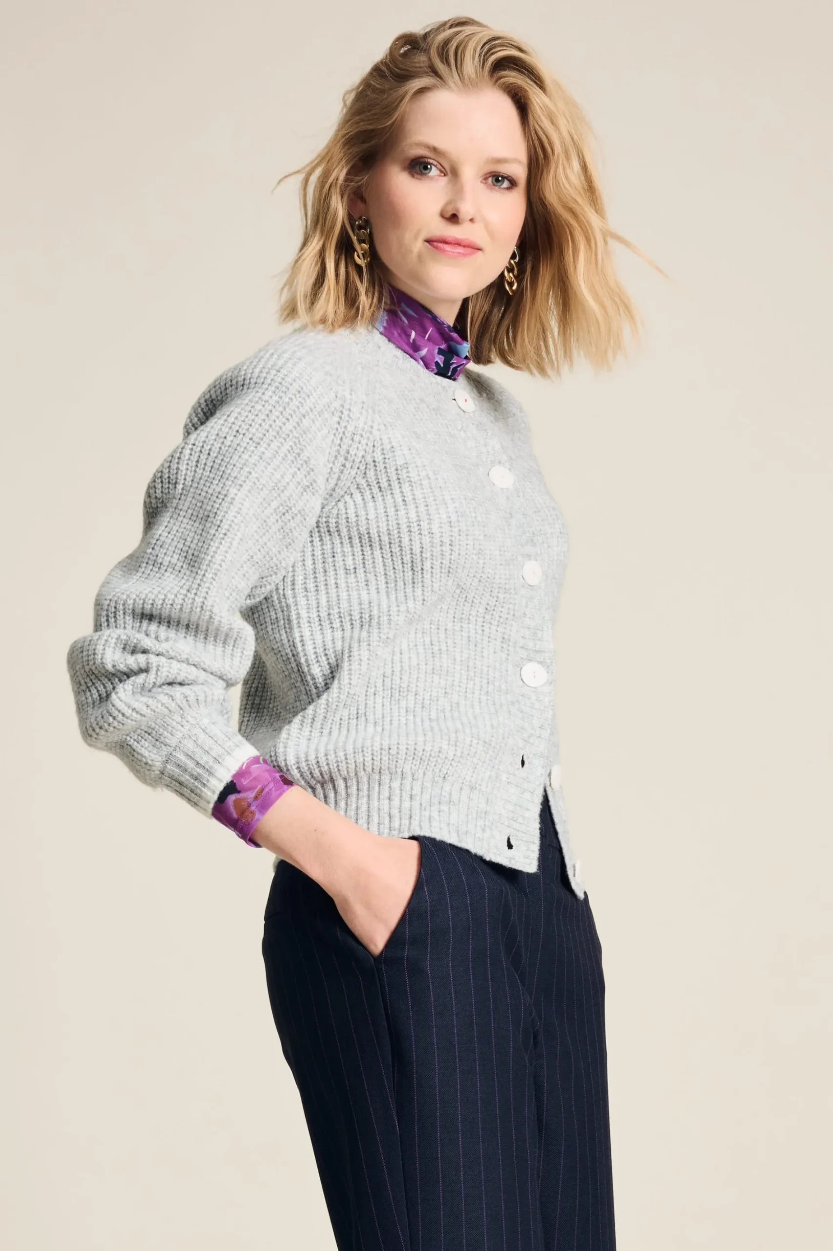 vest_grigio_0.webp POM Amsterdam VEST | Truien & Vesten